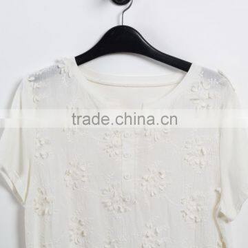 OEM Softextile White Top Shirt Girl Woman Short Sleeves Emibroidery Flower Fashion Plain Shirt photo-6