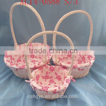 attractive willow baskets