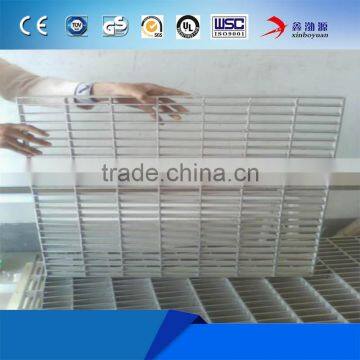 2017 Expanded Steel China Factory 32*5mm Hot Dipped Galvanized Steel Grating photo-4