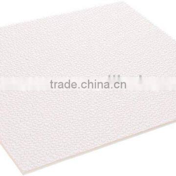 Greenhouse Polycarbonate Solid Embossed Sheet (Pearly RED) photo-3