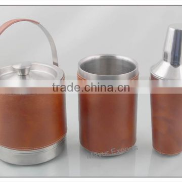 Stainless Steel Bar Set with Leather