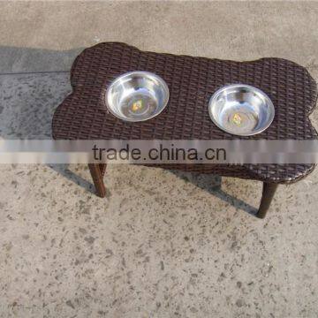 High quality rattan pet feeder