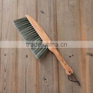 Cleaning Tools Classic Plastic Bed Dust Cleaning Brush With Handle For Bed Cleaning photo-2