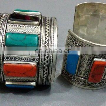 (KB-00004) Afghan bracelet / Afghan Tribal Cuff / Kuchi tribal jewellery