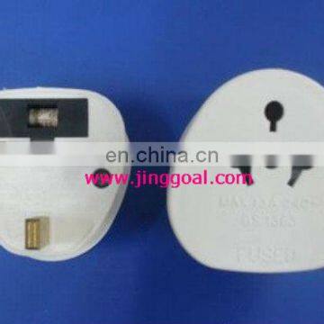 Fused UK plug adapter