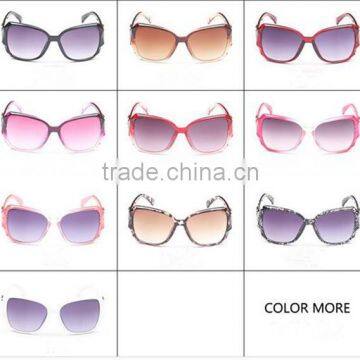 2016 New Design China Wholesale Hot Selling Plastic Frame Fashionable Sunglasses photo-6