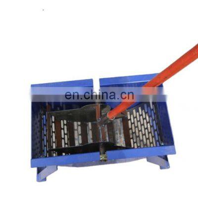 Factory supply Manual dry peanut shelling machine /Small peanut sheller machine for sale