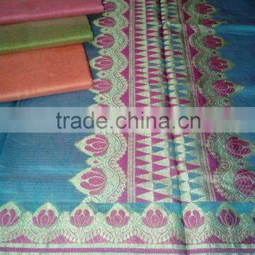 Plain saree with border and pallu