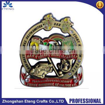 Funny customized metal pin badge,fashion custom logo label pin