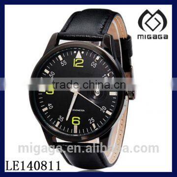 Men's Round Dial Analog Watch with Date Display Faux leather Strap Black