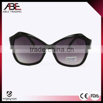 New style best selling injection sunglasses with low MOQ