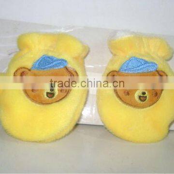 CUTE MINI SOFT EMBROIDERED YELLOW PLUSH BABY GLOVE FOR WINTER