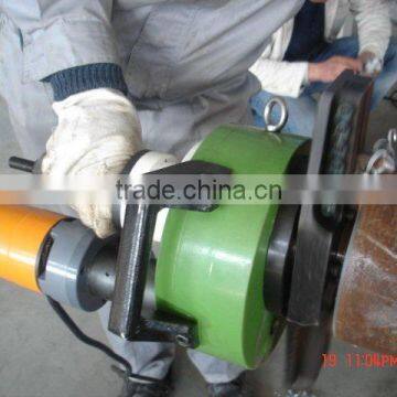 Movable internal-expanding Pipe End Beveling Machine