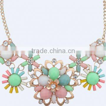 CZ95148 Women Crystal Rhinestone Collar Choker Bib Statement Necklace Fashion Jewelry