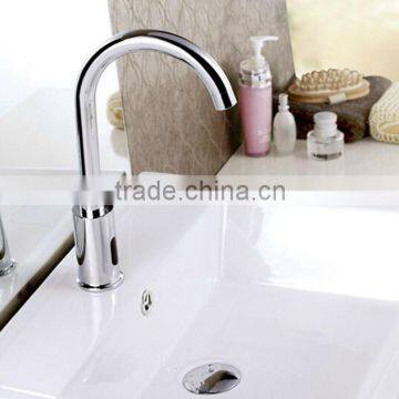 Medical smart automatic faucet