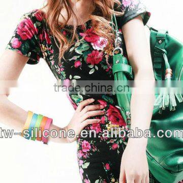 Silicone Bracelet USB Flash Drive With Engraved Coustom Logo photo-6