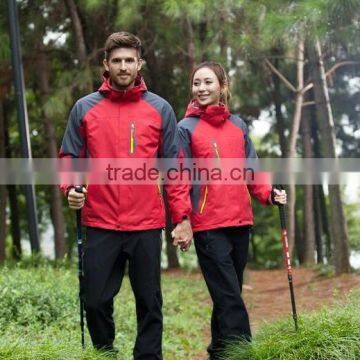 Outdoor Fleece Lining Detachable Windproof Waterproof Jackets for Men and Women photo-4