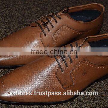 Waxed Cotton Shoelace with Shoes