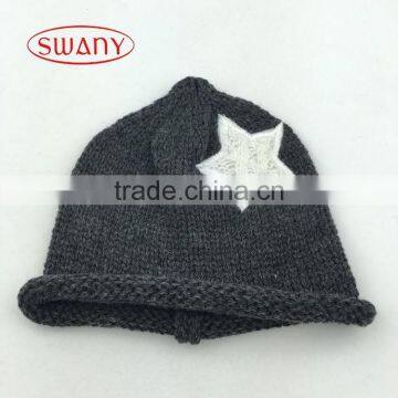 Alibaba china different size 100% acrylic baby hat