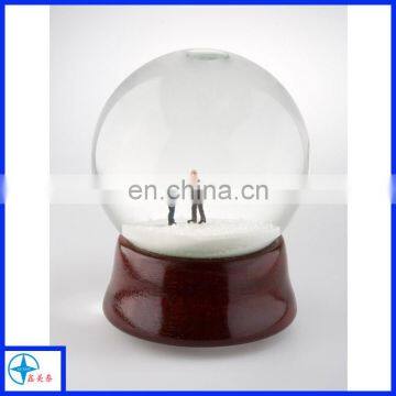 Great Quality Kent SnowGlobe Made in china