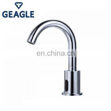 Mains Servo System Bathroom Commercial Automatic Faucet