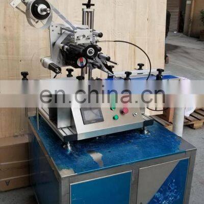 YTK-160 Automatic Lighter Table Top Surface Flat Square Bottle Labeling Machine