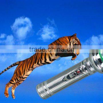 Hot selling 350 Feet tiger flashlight