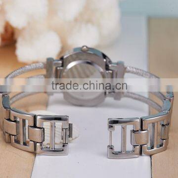 Fashion Brand Women Quartz Watches Silver Stainless Steel Unique Gift Design For Casual Ladies Watches KY051