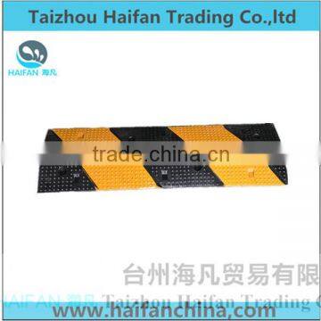 1000*320*45mm durable reflective speed hump used in Intersection/heavy strength rubber road road speed hump for crossing