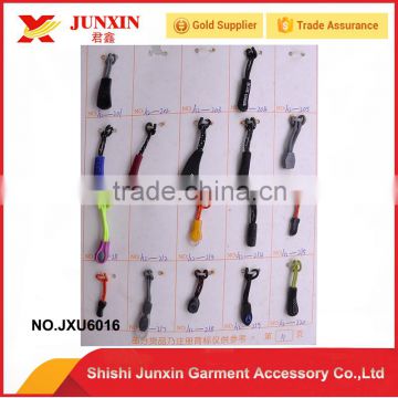 China cheap wholesale OEM quality plastic zipper puller for sportswear