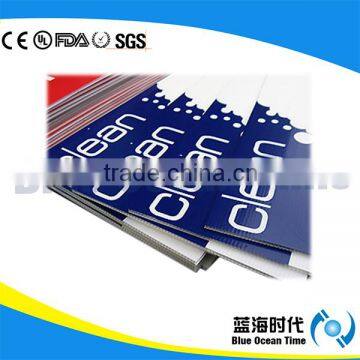 Corrugated fluted plastic signs