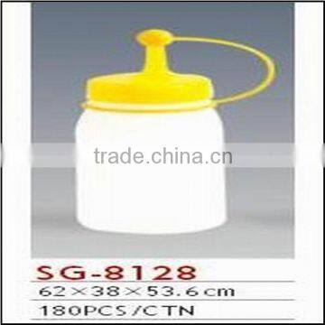 Plastic juice pot