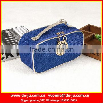 Metal LOGO Square Blue Wash Bag