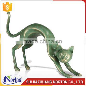 Handmade resin tomfeel stretching cat sculpture for home decor NTRS-122LI