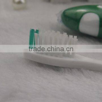 2017 Best Sale Cheap Travel Foldable Toothbrush Wholesale Factory Price photo-2