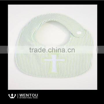 New Arrival Embroidered Seersucker Disposable Baby Bib photo-4