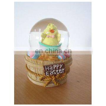 Best selling resin chick Water Globe Souvenir