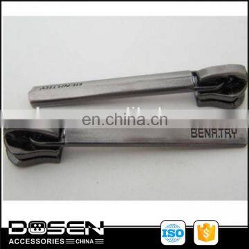 Metal zipper,luggage parts,leather zipper puller