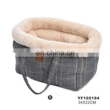 Outdoor Dog Carrier Bag With Handle, Easy to Carry Pet Carrier Bag Warm Soft Dog Cat Bed