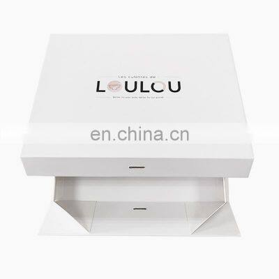 Custom luxury large white big gift box magnet magnetic paper closure cardboard packaging with ribbon