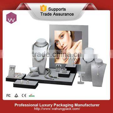 Customized logo printing fashion jewelry display stand