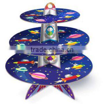 2014 high quality varnish cardboard cake stand
