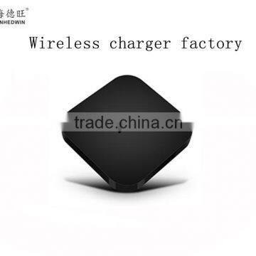 Qi wireless charger Charge any Qi-certified device