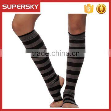 A-82 Non skid knee high pilates socks highyoga athletic socks yoga socks without heel