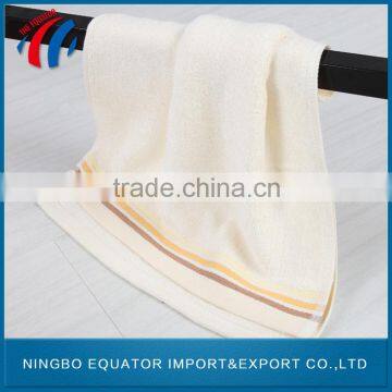 Wholesale with print logo pink bath towels