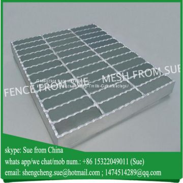 Hot Galvanised Metal Stair Tread Grating from China