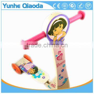 2016 New Wooden Toy Three Wheels Self Balancing Scooter for Kids