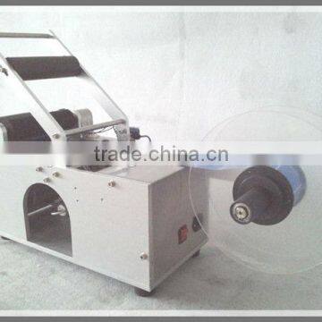 Semi-automatic Round Bottle Glue Labeling Machine LT-50 photo-2