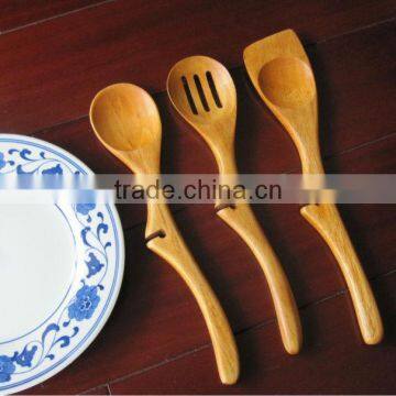 bamboo/wooden spoon,fork,knife,shovel,chopsticks.cutlery