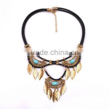 Vintage Metal Leaf Pendant Garment Necklace for Womens Jewelry
